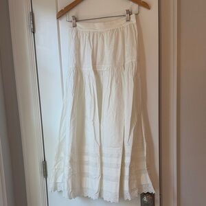 Doen Cream Lace-Trim Maxi Skirt